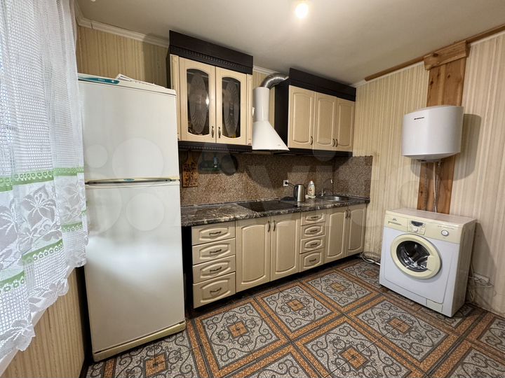 1-к. квартира, 40 м², 1/2 эт.