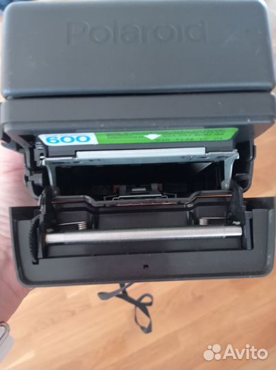Фотоаппарат polaroid, Грюндик муз. центр