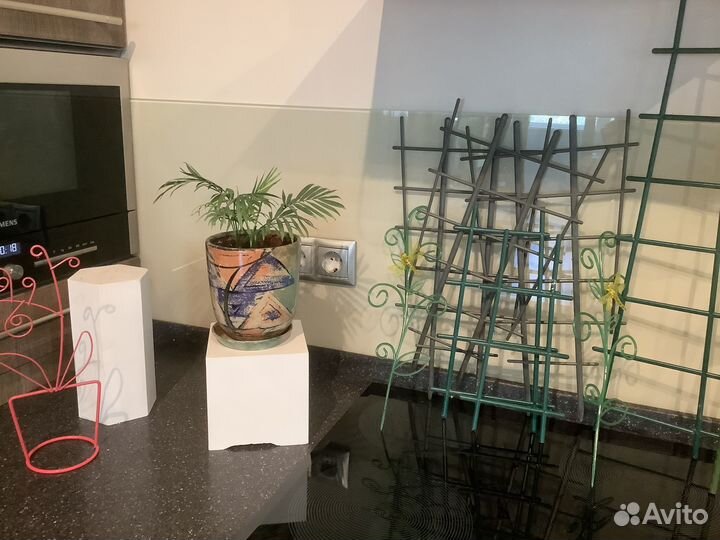 Кашпо и подставки для цветов