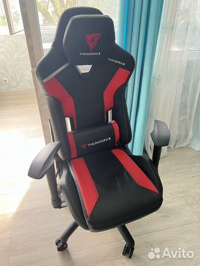 Игровое кресло thunderx3