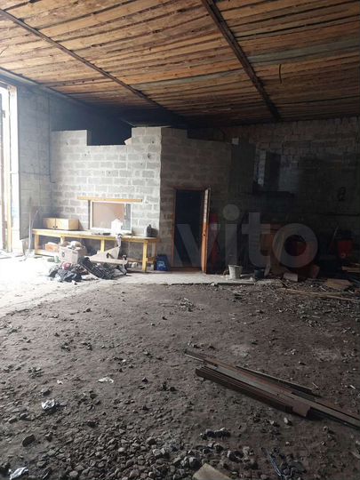 Гараж, > 30 м²