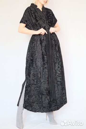 Жилет из каракуля 