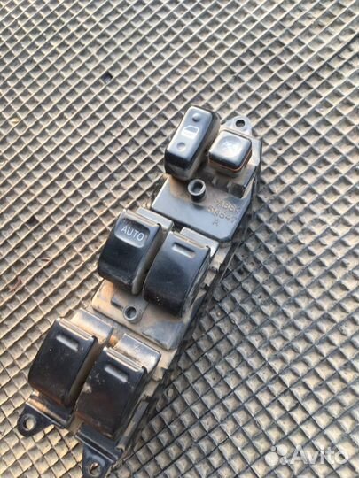 Toyota rav4 2004 пульт стеклоподъемников лев руль