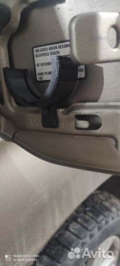 Держатель крышки топливного бака Subaru