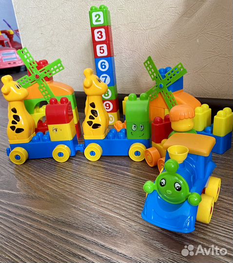 Развивающие игрушки конструктор