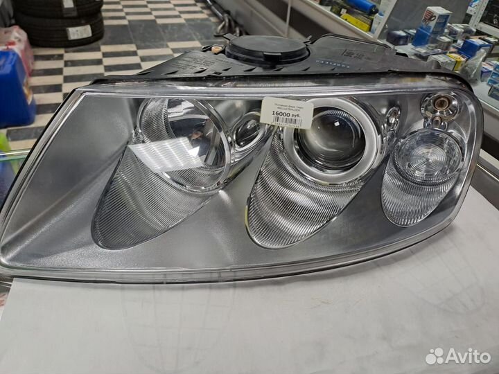 Фара основная правая/левая Voikswagen Touareg