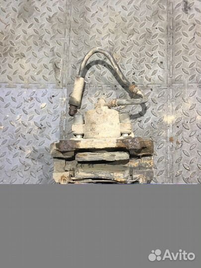 Суппорт передний правый