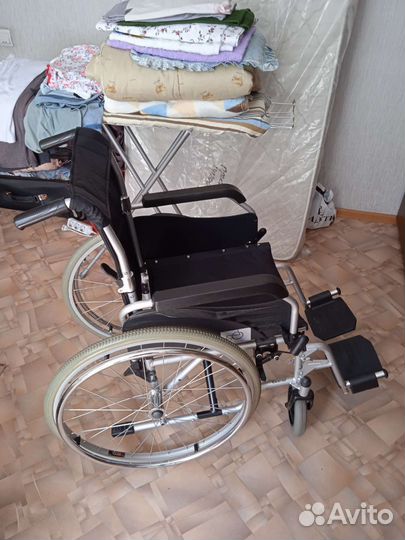 Коляска инвалидная