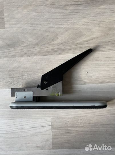 Степлер профессиональный KW-triO 50SB