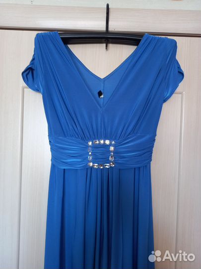 Нарядное платье