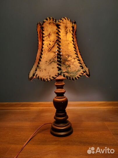 Лампа настольная для интерьера