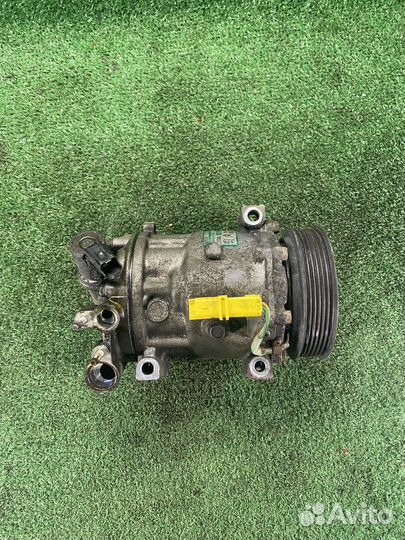 Компрессор кондиционера Citroen C5 2.0