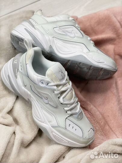 Nike m2k tekno