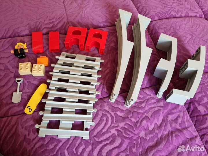 Lego duplo поезд на паровой тяге + железная дорога