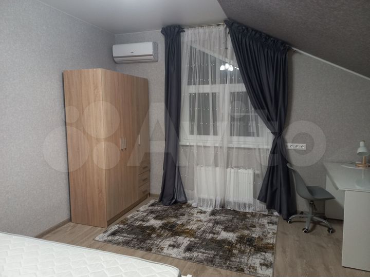 Комната 17 м² в 4-к., 3/3 эт.