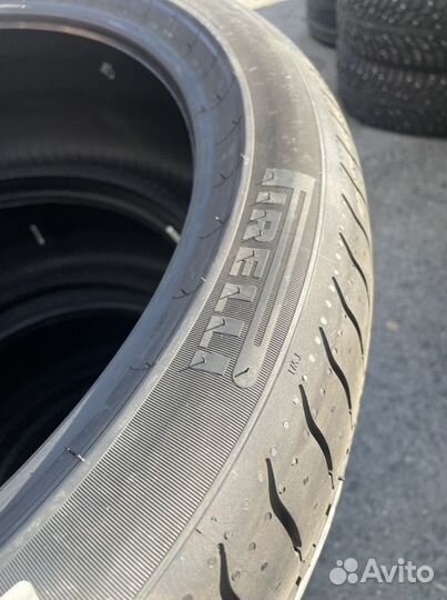 Pirelli P Zero 245/40 R20 и 275/35 R20 99Y