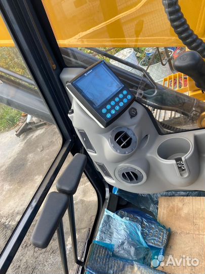 Гусеничный экскаватор LiuGong CLG922E, 2023