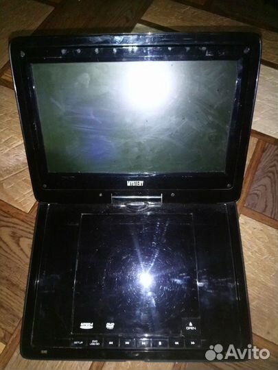 Портативный DVD видеопроигрыватель