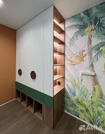 Шкаф распашной на заказ