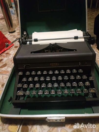 Пишущая машинка