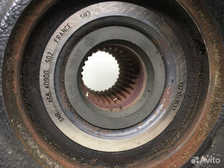 Кулак задний правый Audi Q7 3.0 FSI 2014