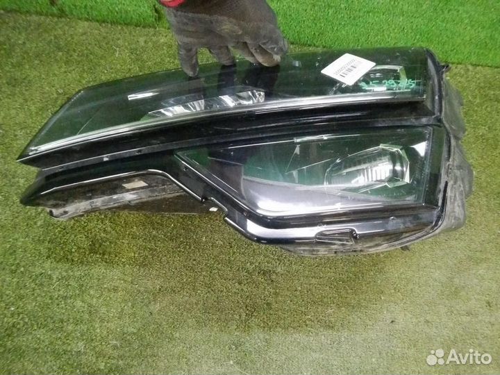 Фара левая Skoda Karoq