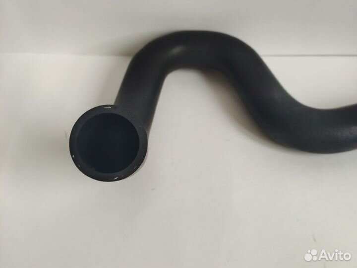 Патрубок радиатора нижний Ford Mondeo 4 2.3L