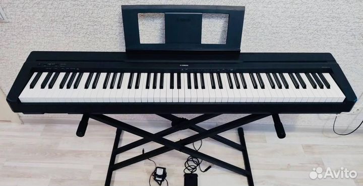 Цифровое пианино Yamaha P-45b