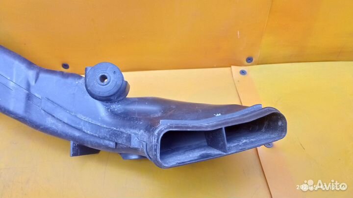 Воздухозаборник для Ford Focus 2 2005-2011