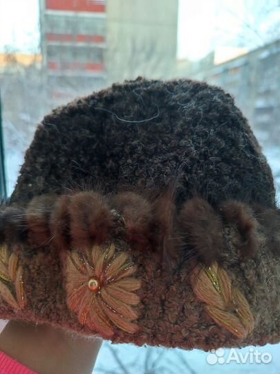 Шапки женские