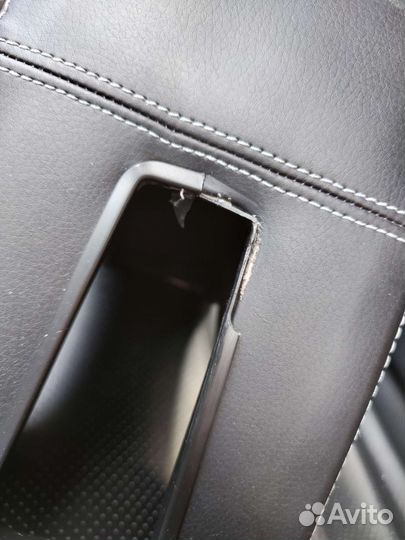 Подлокотник granta