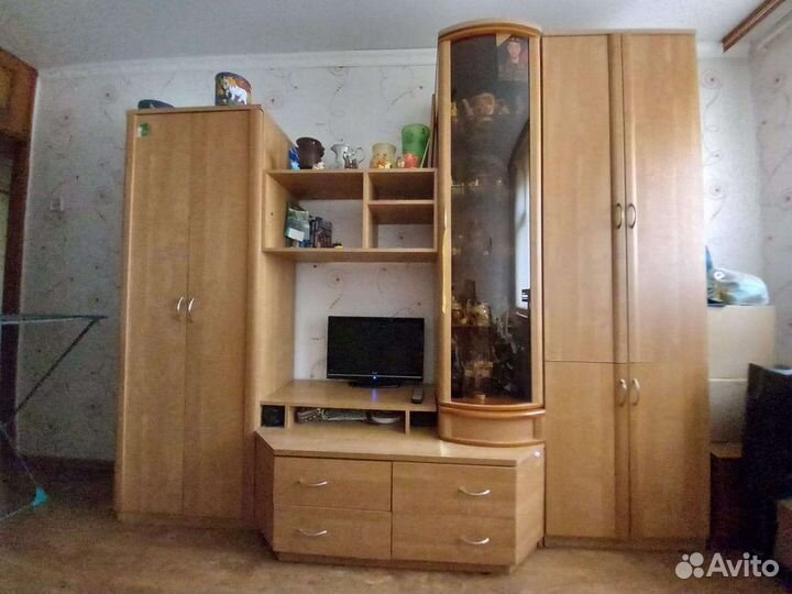 Стенка в гостиную