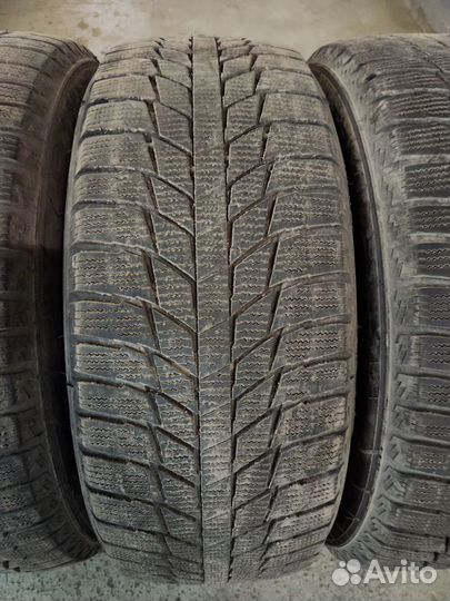 Triangle Snowlink TWT02 215/55 R17 98R