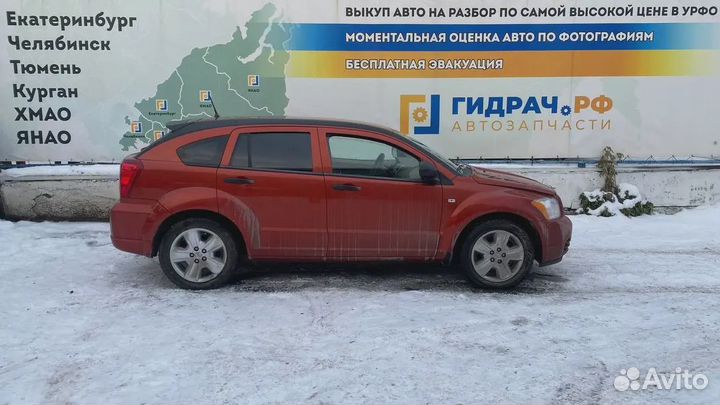 Стекло двери передней левой Dodge Caliber 5074211A