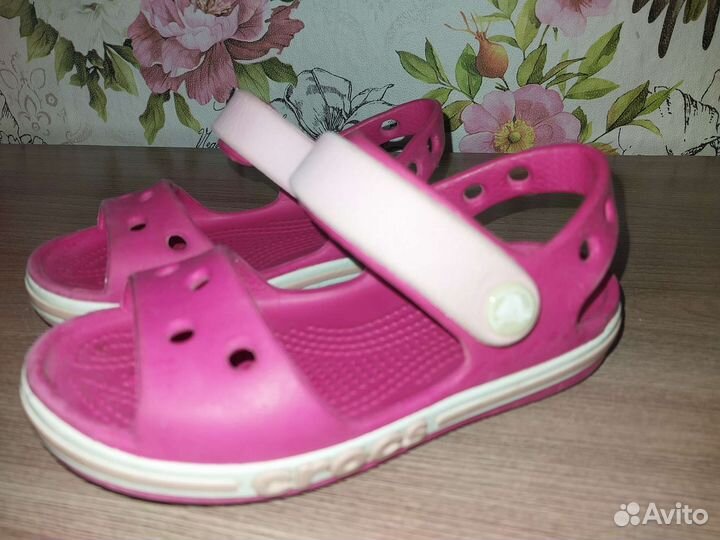 Сандали crocs c8