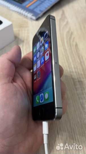 iPhone 5S, 16 ГБ