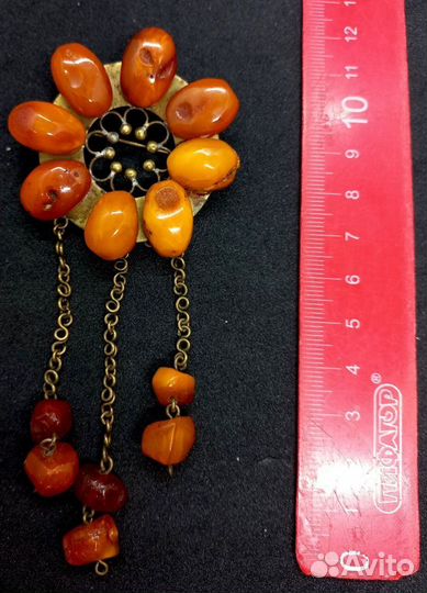 Винтажные украшения из янтаря