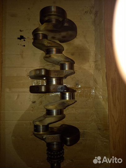 Коленвал Mercedes M111 2.8 W210