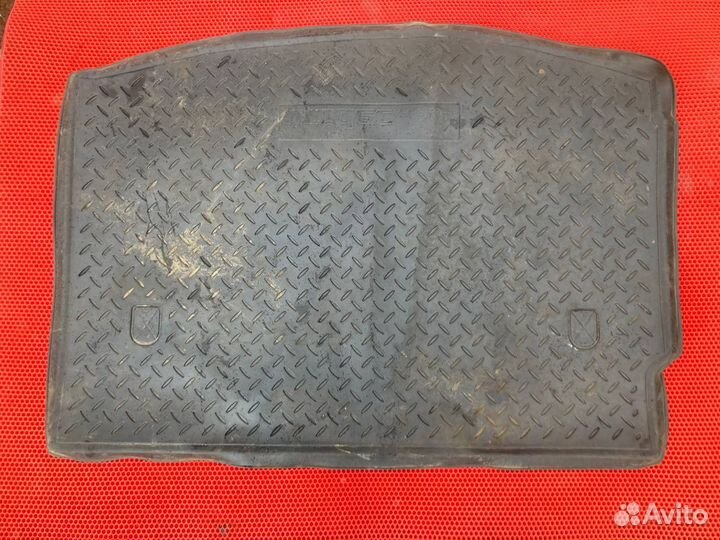 Коврик в багажник рено меган 3