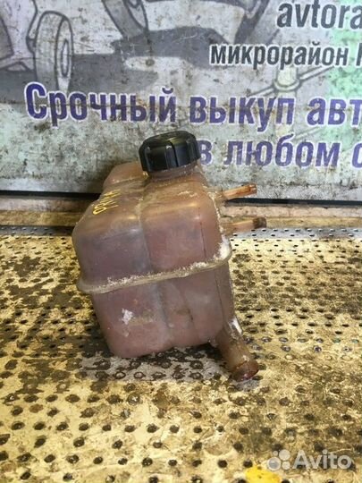 Бачок расширительный LADA Priora