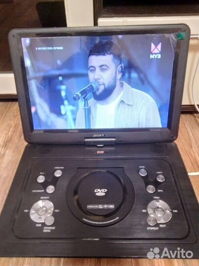 Цифровой автомобильный телевизор