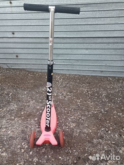 Самокат детский трехколесный