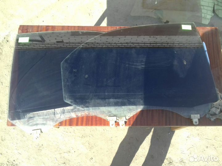 Kia Cerato.киа серато 1 стекло передни задни боков