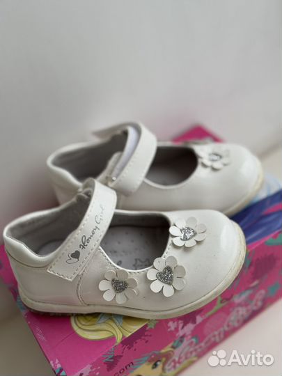 Туфли для девочки 22