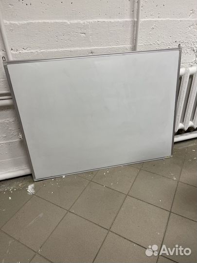 Магнитно маркерная доска