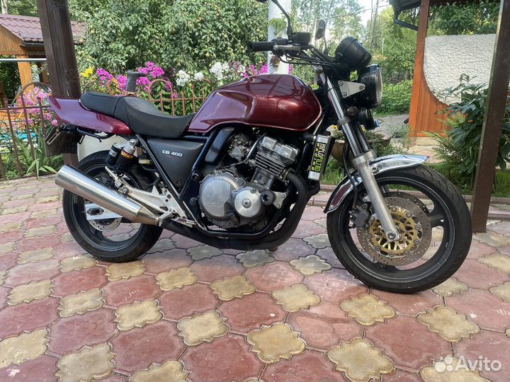 Honda CB 400