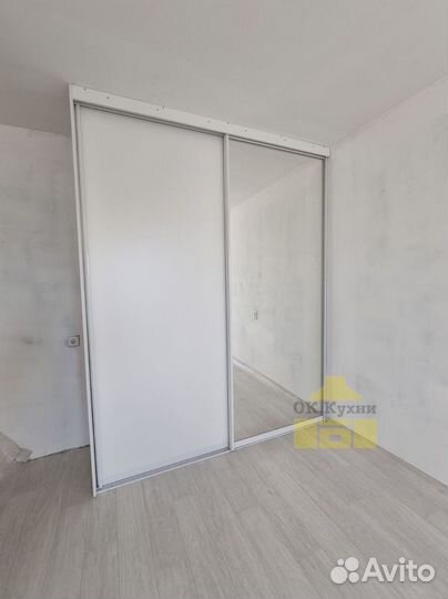 Шкаф навесной