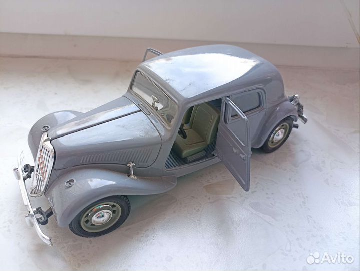 Модели автомашин масштаб 1/24