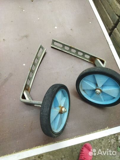 Дополнительные колеса для велосипеда