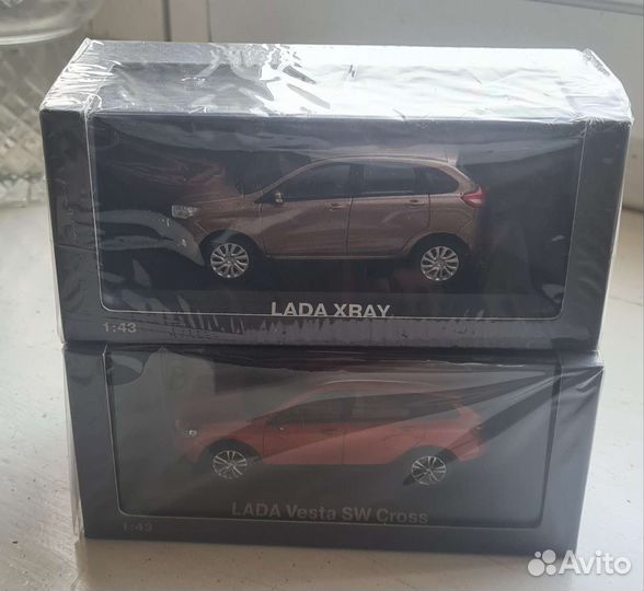Модель автомобиля LADA 1:43 новая, запечатанная